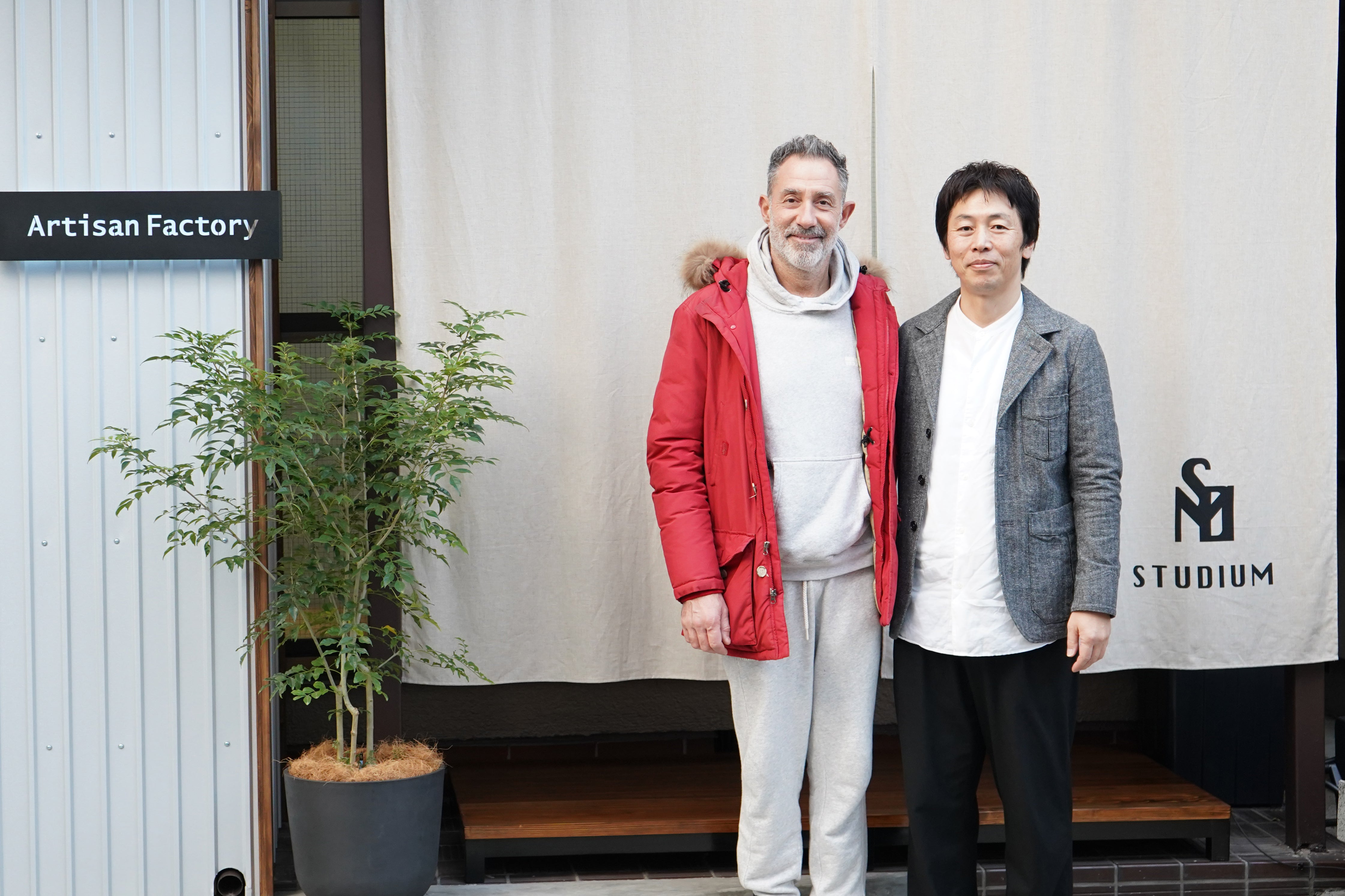 Virgilio社 代表 Simone氏、アトリエショップから立石本社工房へ