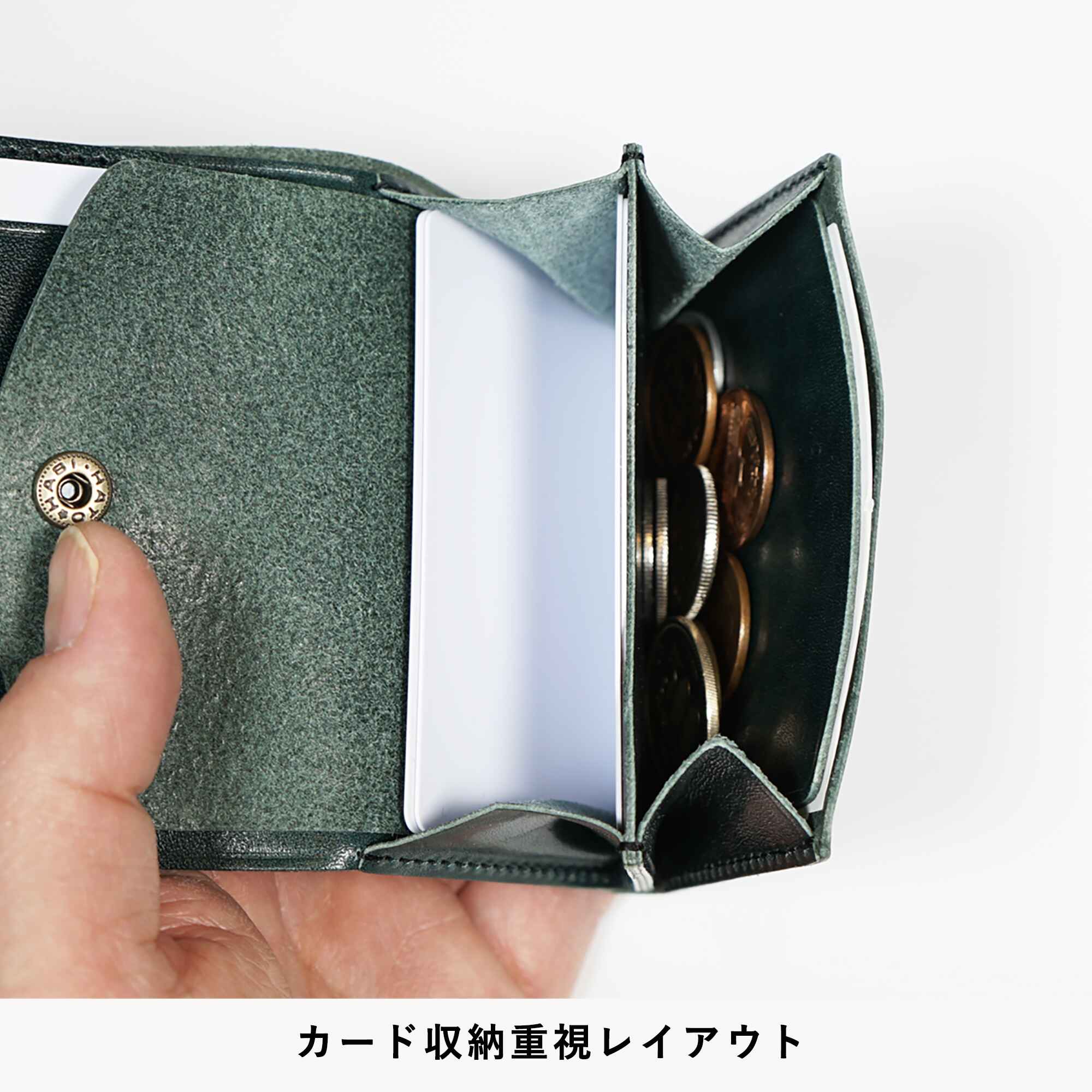 小さくても驚きの使い勝手と収納力!便利な見開きタテ持ち micro wallet / bleed(マイクロウォレット / ブリード)