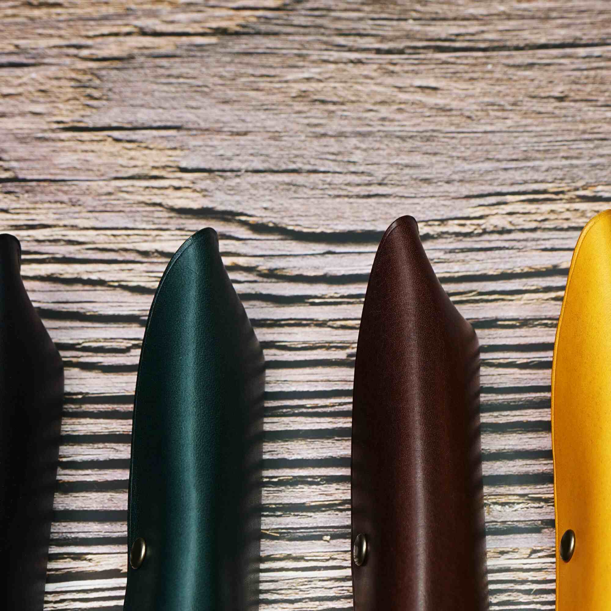 ペントレイのように使える tenui-手縫い イタリアンレザースリムペンケース ROLIA liscio®︎(ローリア/ リスシオ)