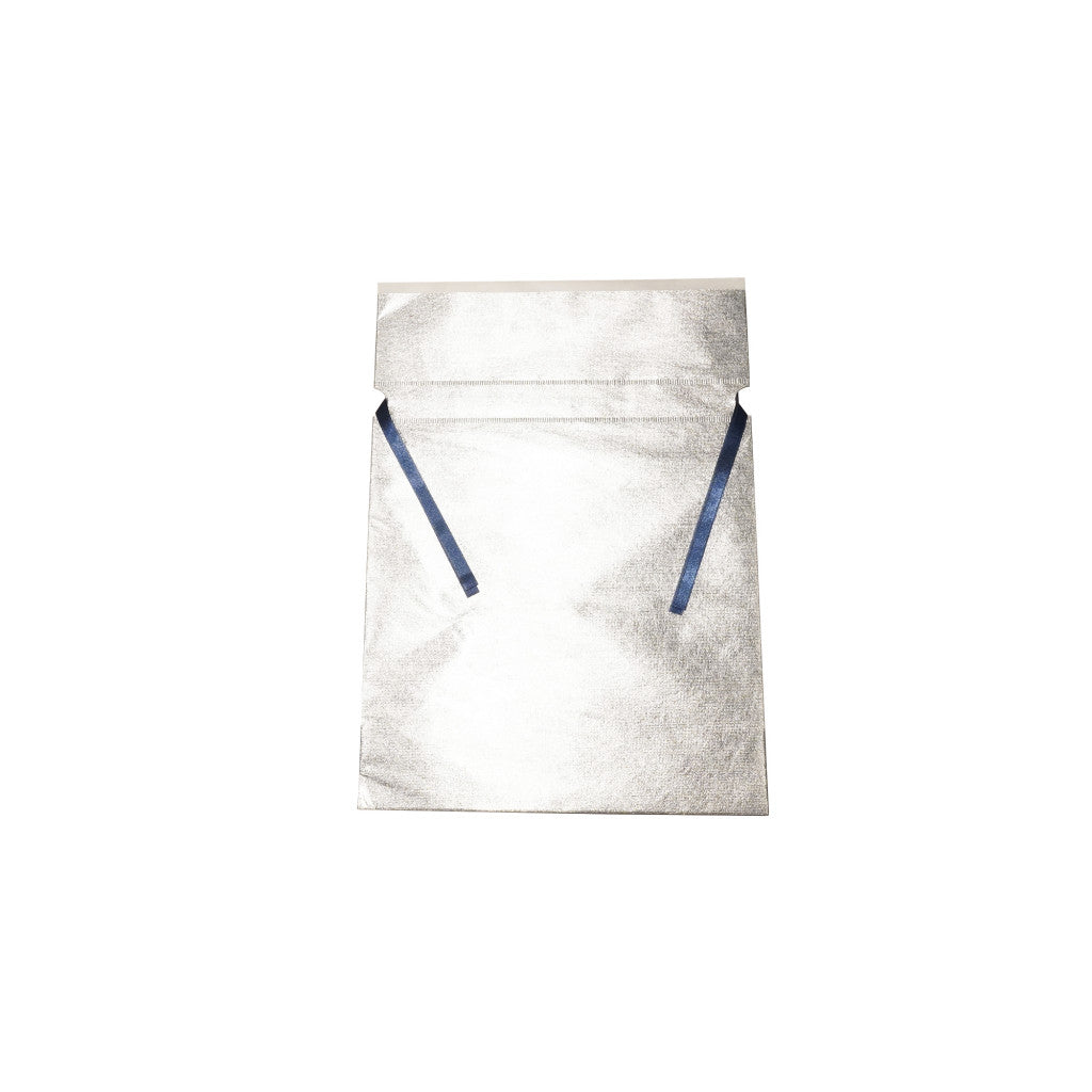 カードが立つ! お札が折れずにスルッと出し入れ!箱型ミニ財布「SKITTLE /スキットル」