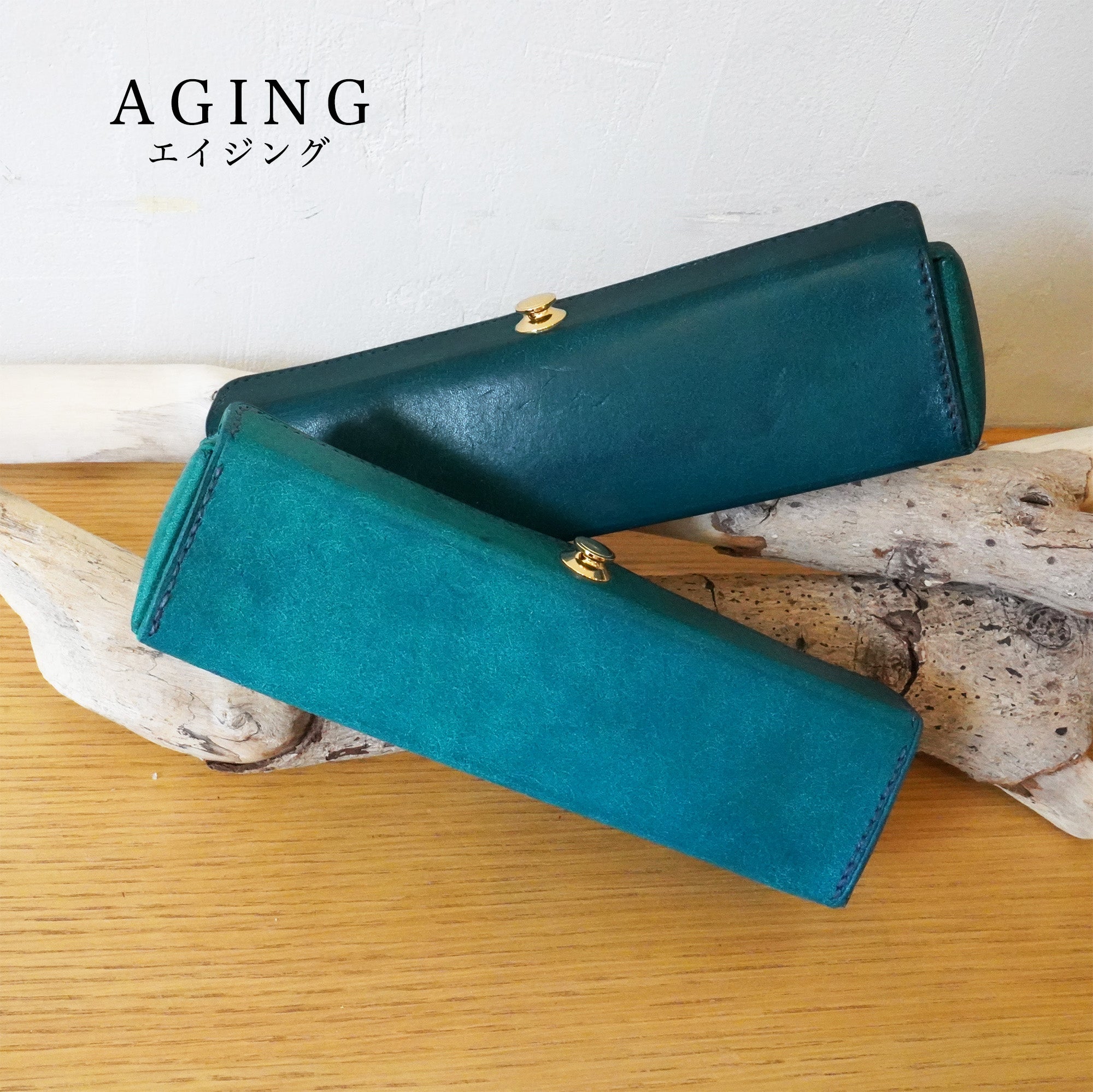 美と機能を極めた、至高のスリムペンケース。置いたまま、片手で簡単に瞬間開閉！『SKITTLE ペンケース』